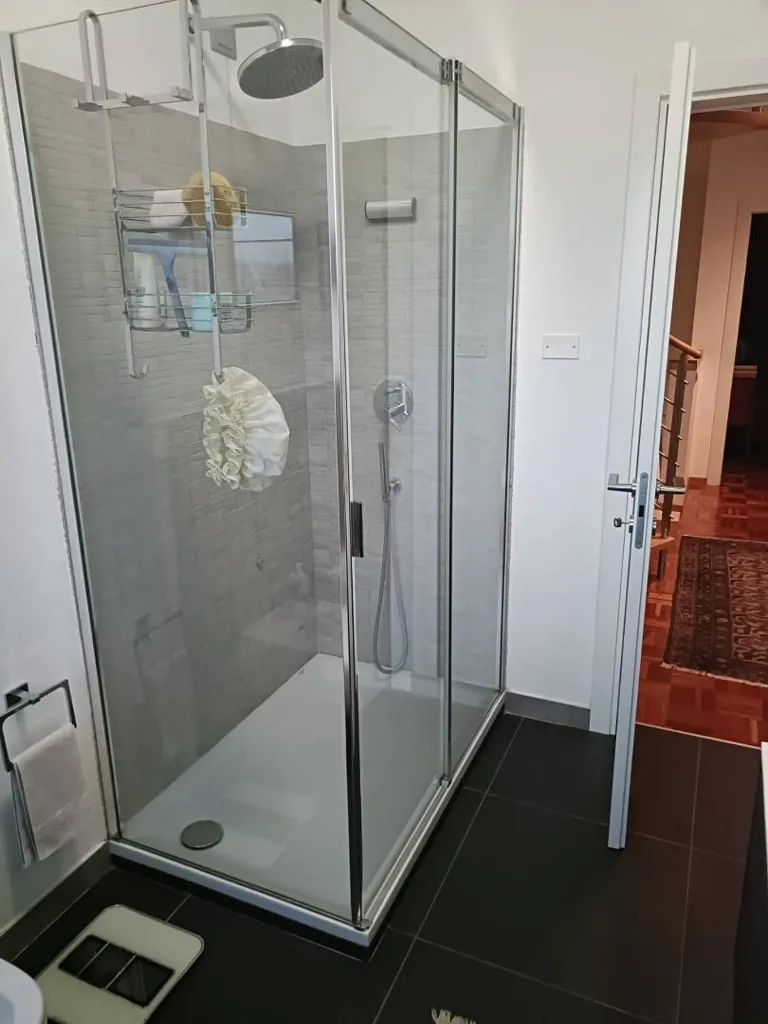 Salles de bain - Independent House with Garden in Fabriano