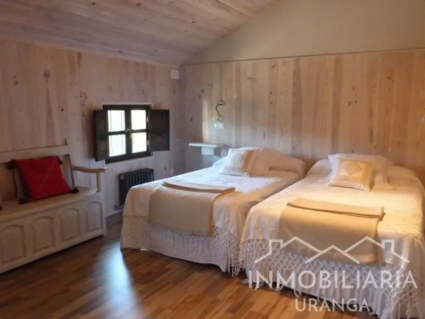 Chambres - Historic Chalet with Spa in Badames, Cantabria