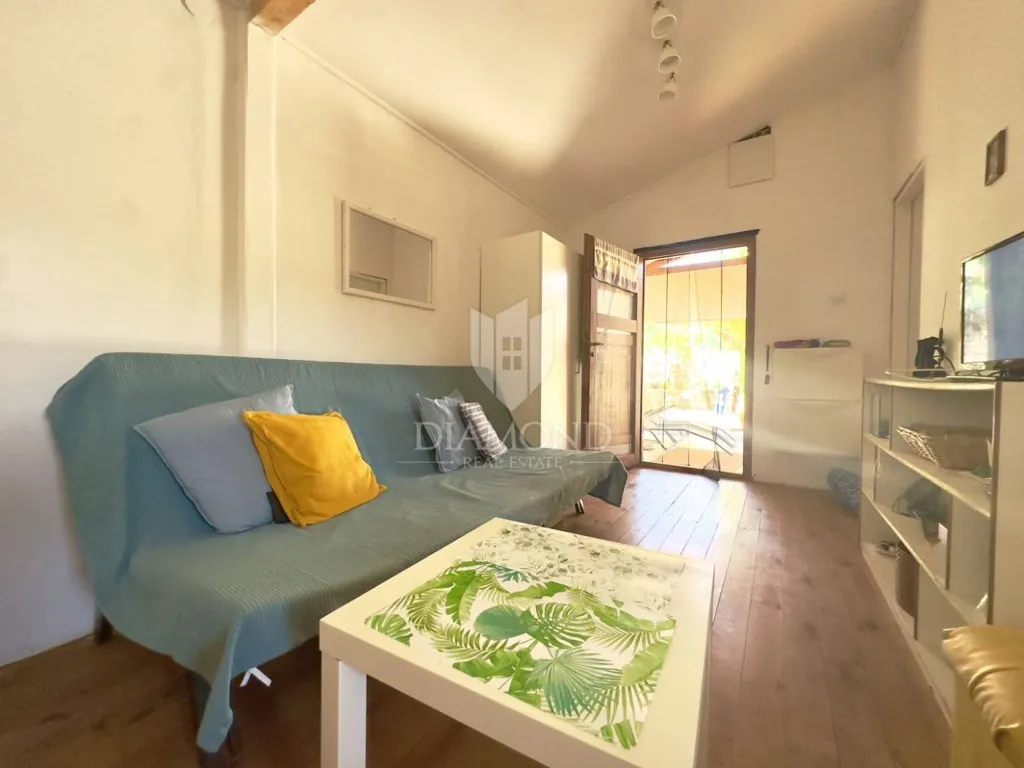 Soggiorno - Functional Cottage with Forest View in Pavičini