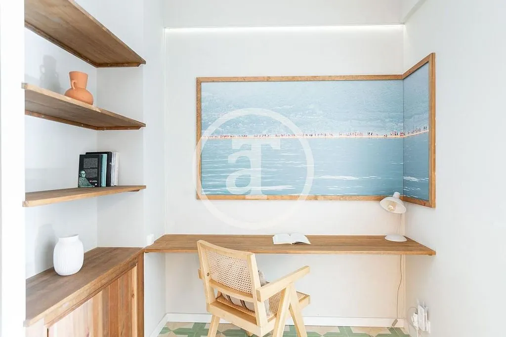 Bureau - Furnished Flat with Balcony in La Nova Esquerra de l'Eixample