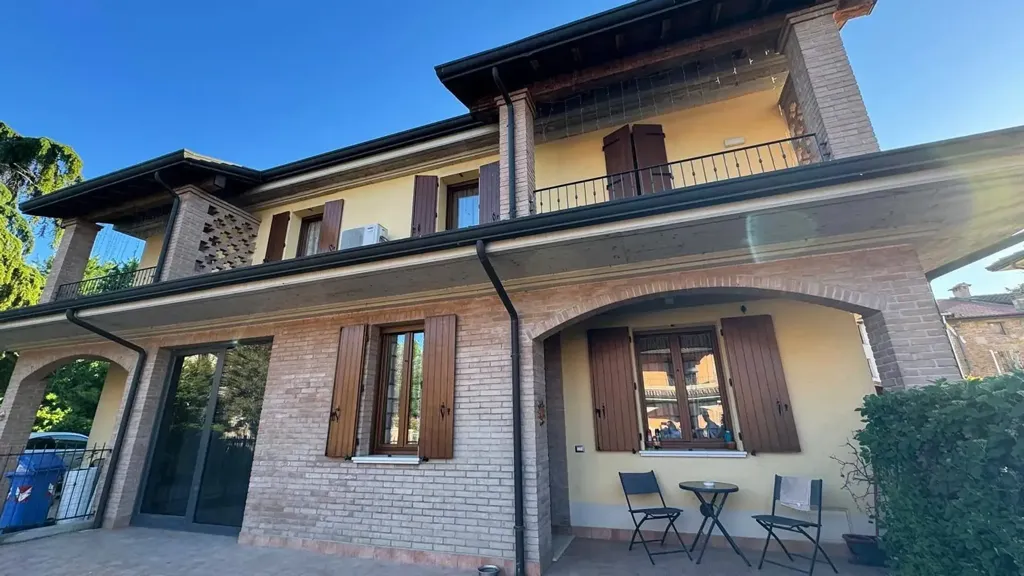 Extérieur - Modern Maisonette with Balcony in San Possidonio