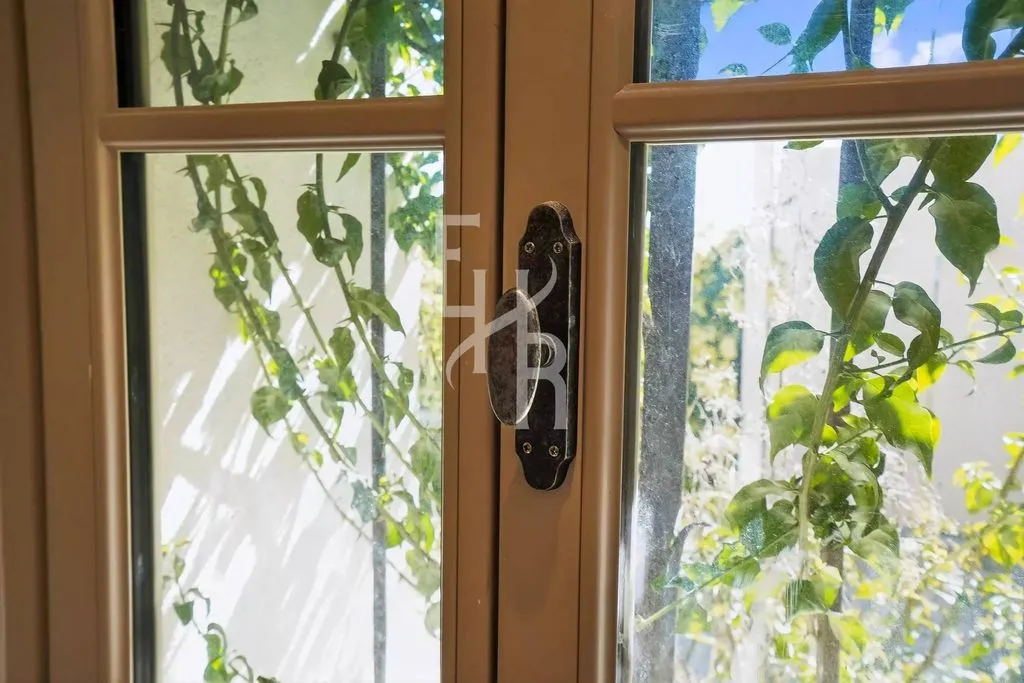 Pièces - Appartement Luxueux avec Vue Mer à Mougins