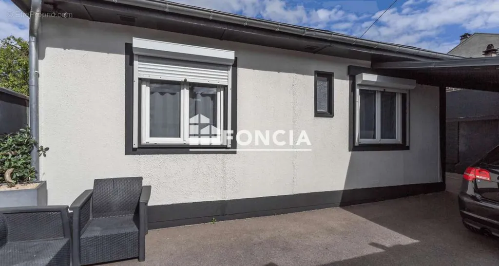Välivaade - Two-Unit Property with Garden in Massy