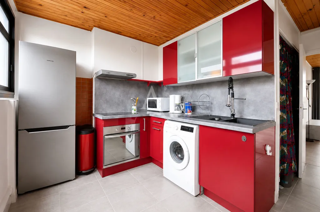 Köök - Meubled Flat with Balcony in Nanterre