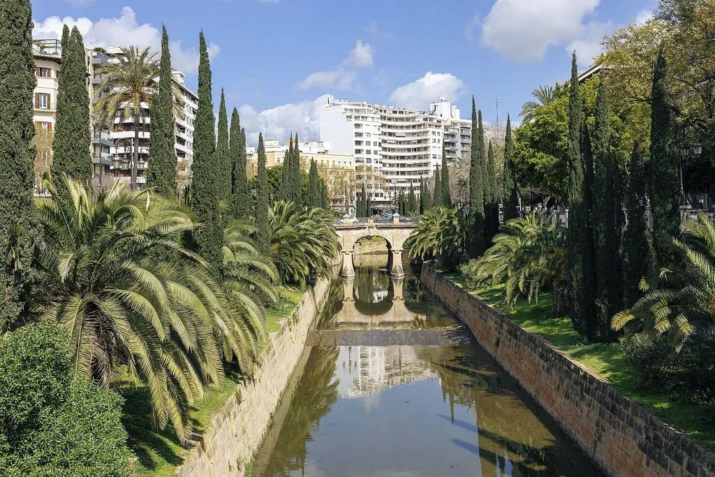 Apartment with Balcony in Camp d'en Serralta, Palma