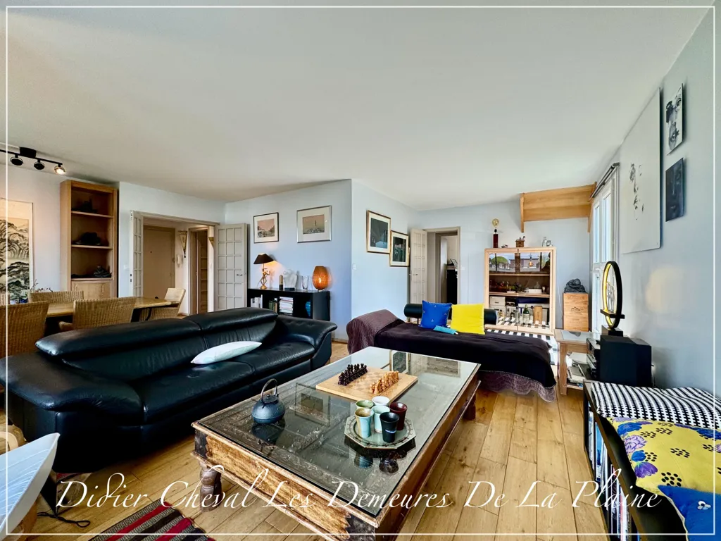Séjour - Duplex avec Vue Dégagée au Centre de Bailly