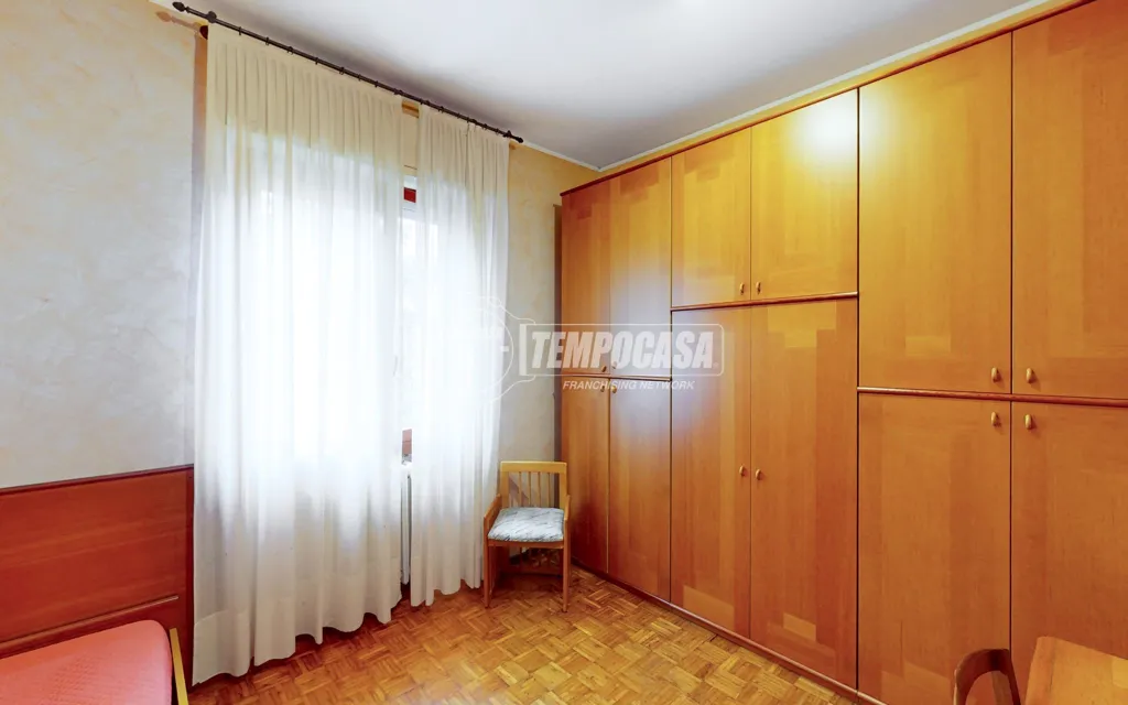 Bedrooms - Four-Room Apartment with Balcony in Paullo