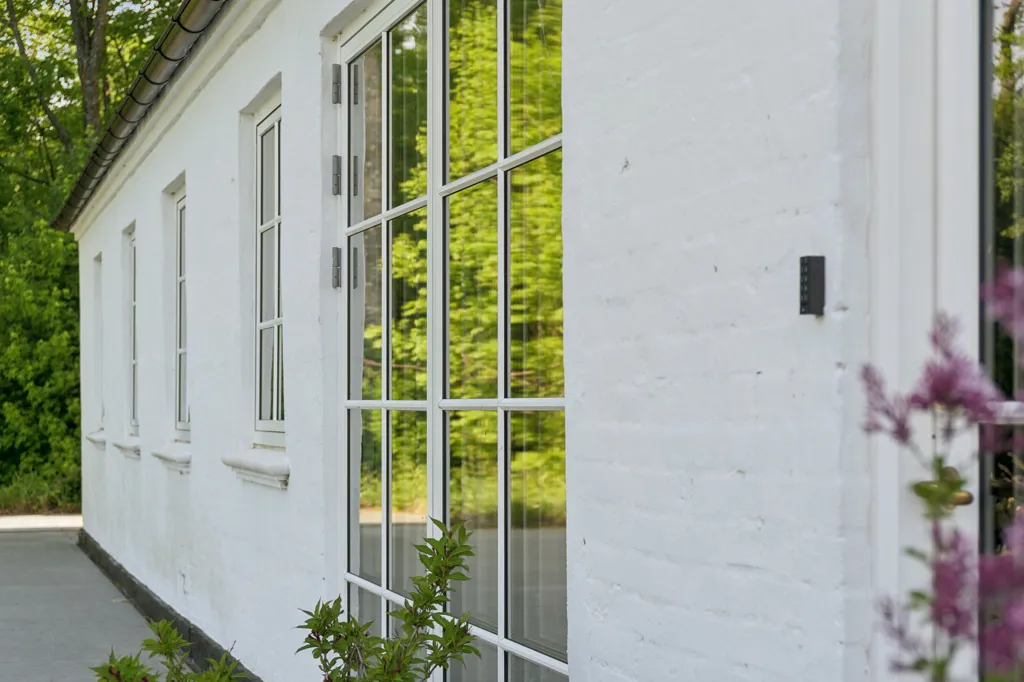 Esterno - Farmhouse with Forest View in Malling