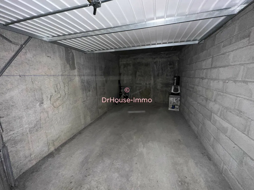 Garage - Appartement Lumineux avec Box à Villard-de-Lans