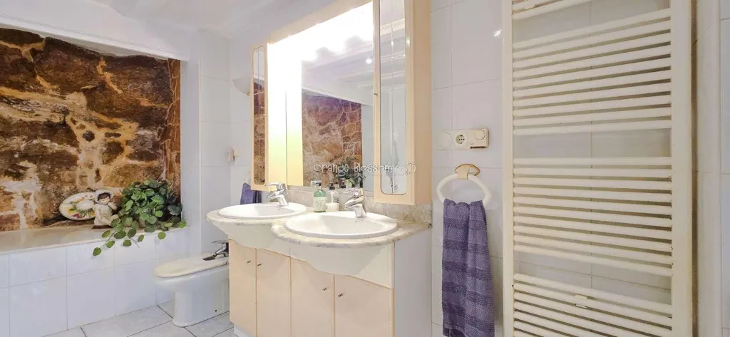Bagni - Charming Townhouse with Sun Lounge in Ador