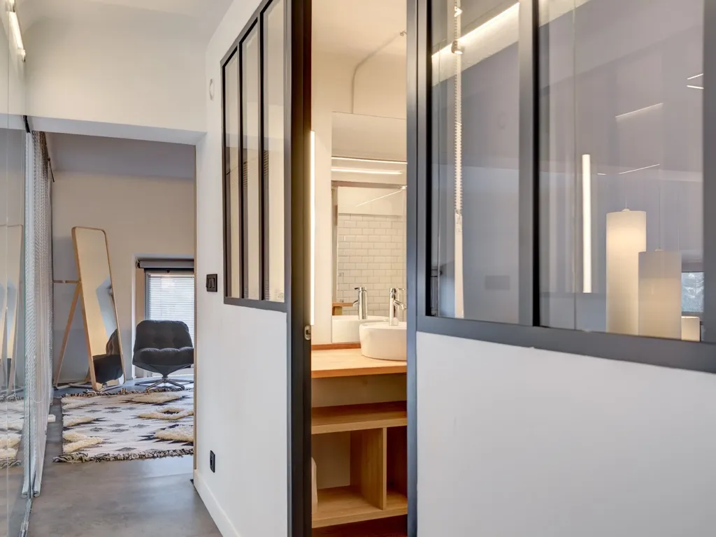 Entrée - Loft Rénové avec Vue sur l'Eau à Cannes Montfleury