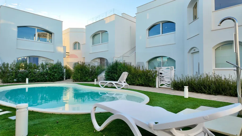 Piscine - Penthouse with Seafront Terrace in Numana