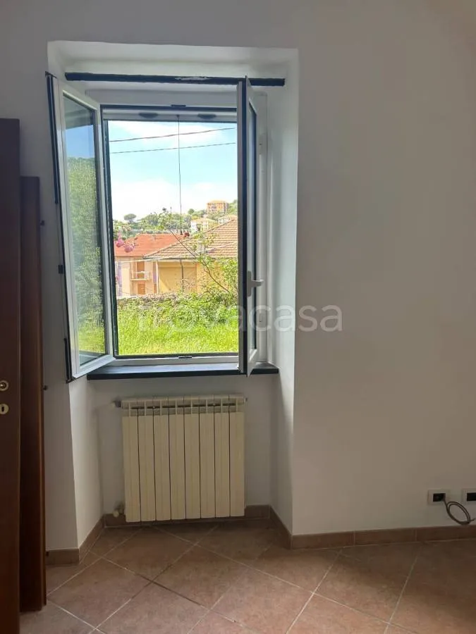 Toad - 2-Bed Apartment with Garden in Finale Ligure