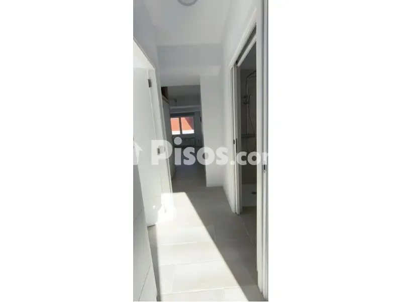 Ingresso - New Flat with Ascender in Esteiro