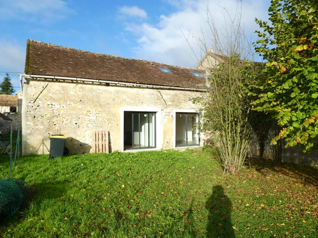 Extérieur - Villa Authentique avec Jardin à Féricy
