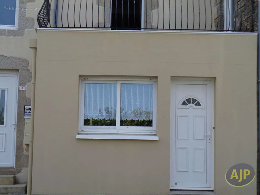 Appartement 9 pièces à Plumelec