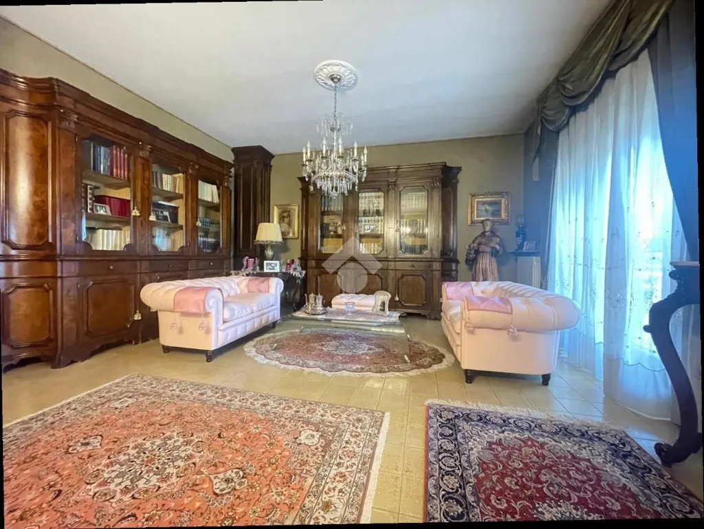 Elutuba - Apartment with Balcony and Parking in Benevento