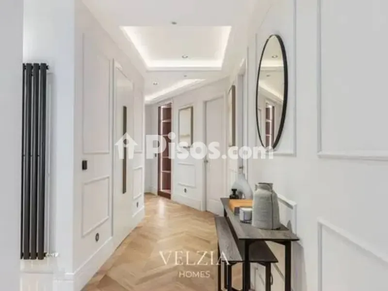 Esik - Luxury Flat with Balcony in Salamanca, Madrid