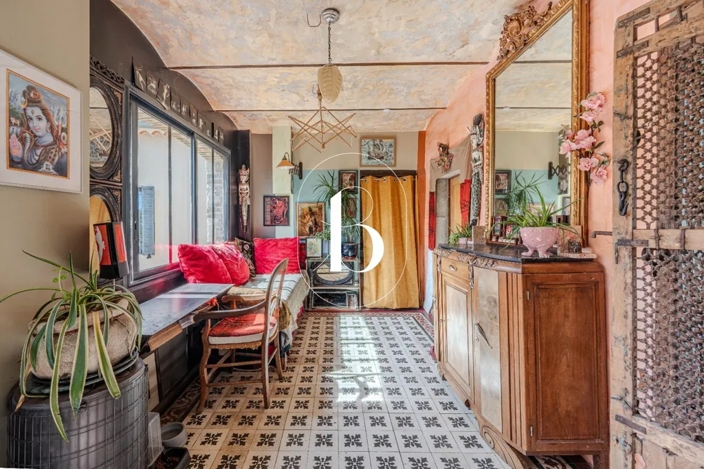 Esik - Renovated Magnanerie with Panoramic View in Provence