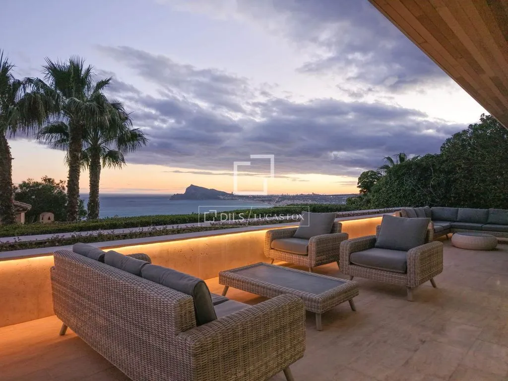 Terrass - Luxury Villa with Sea View in Altea Hills