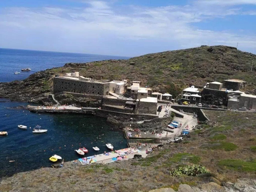 Exclusive Cottage with Sea View in Pantelleria