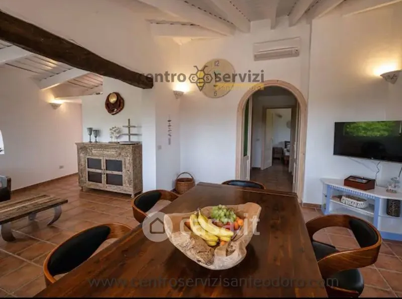 Salle à manger - Villa with Sea View and Pool in San Teodoro