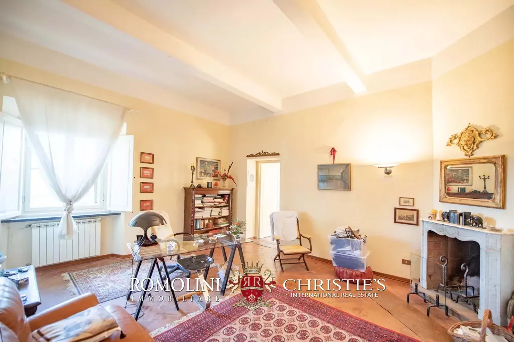 Elutuba - 18th-Century Villa with Panoramic Views near Pisa