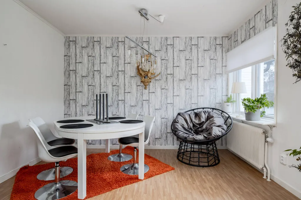 Dining Room - 1.5-Storey Villa with Garden in Söderhamn