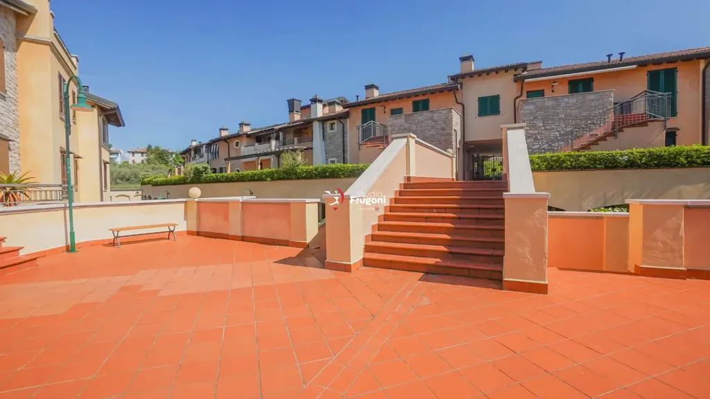 Terrass - Bilocale with Pool in Manerba del Garda