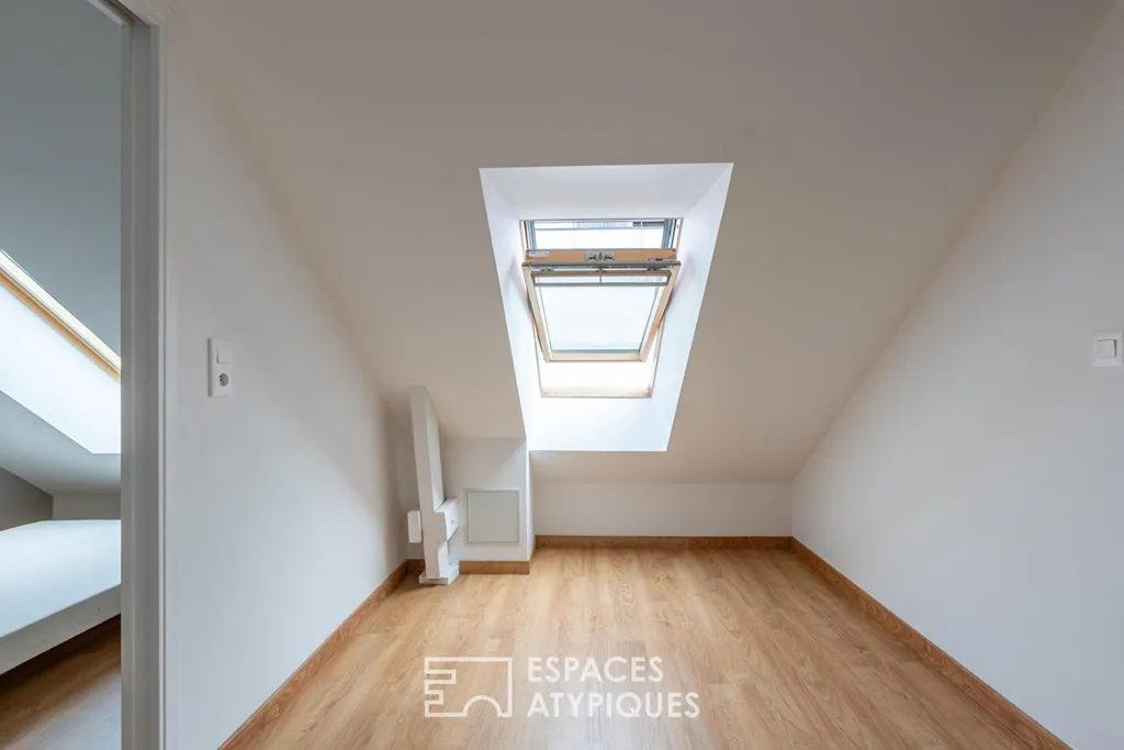 Toad - Contemporary Duplex in Historic Convent, Rennes Centre