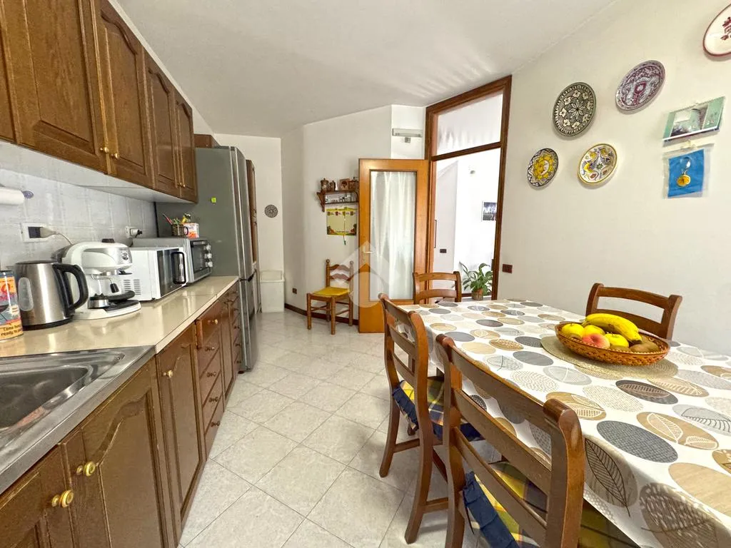 Sala da pranzo - Bifamiliare Villa with Private Garden in Marsango