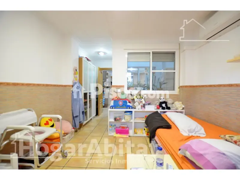 Bedrooms - Spacious House with Terrace near Cullera Beach