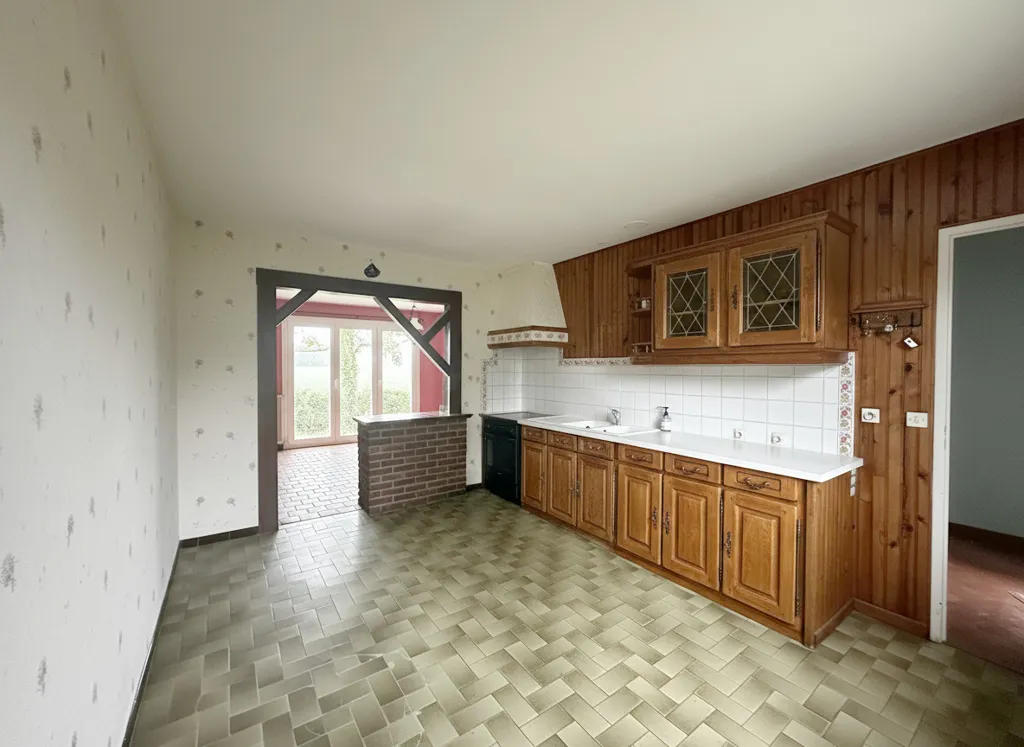 Cuisine - Pavillon de Plain-Pied avec Garage et Jardin à Bornel