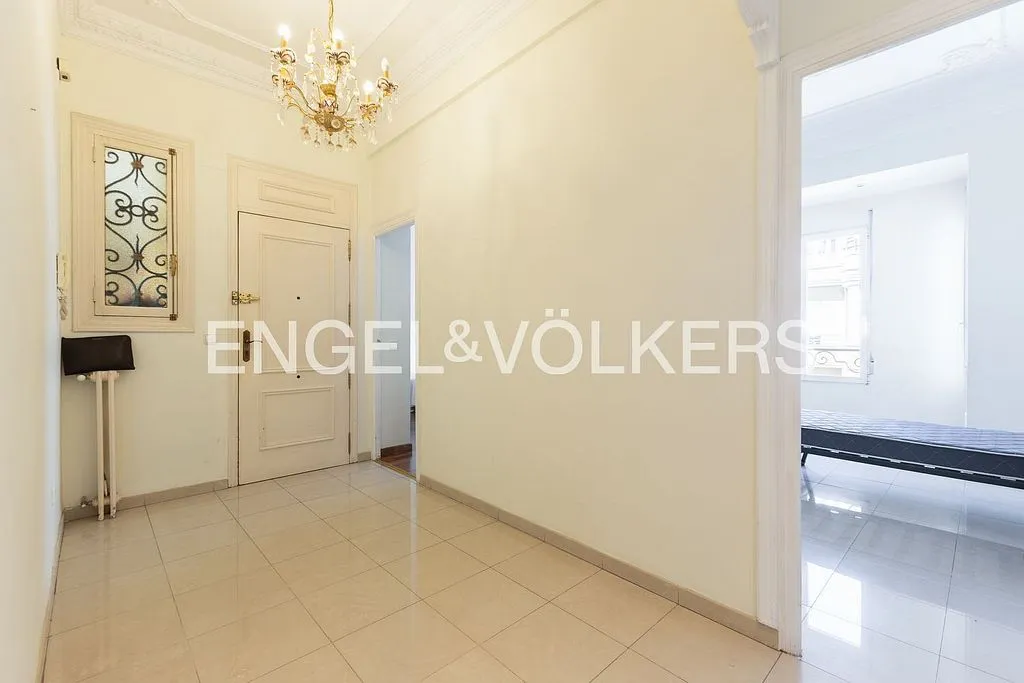 Entrée - Apartment with Balcony in Gran Vía, Valencia