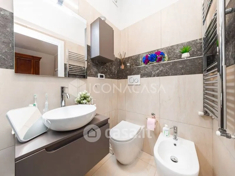 Salles de bain - Trilocale with Balcony in Bologna