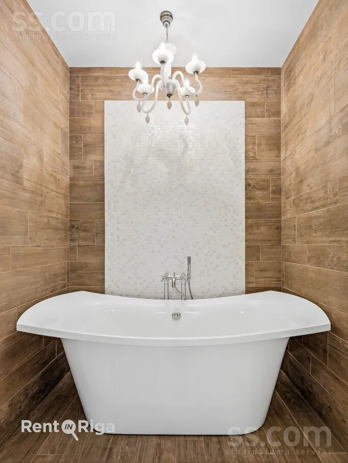Bagni - Furnished House with City View in Riga, Imanta