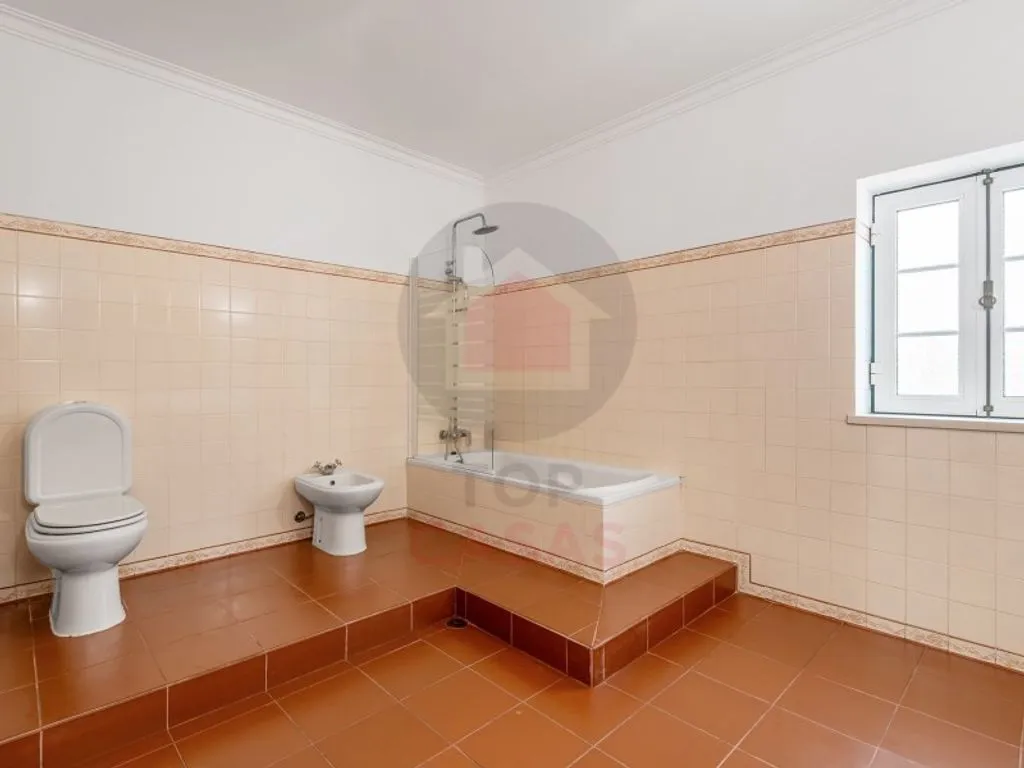 Vannitoad - Detached House with Pool and Lagoon Views in Caldas da Rainha