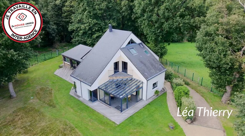 Õhuvaade - Architectural House with Heated Pool in Lyons-la-Forêt