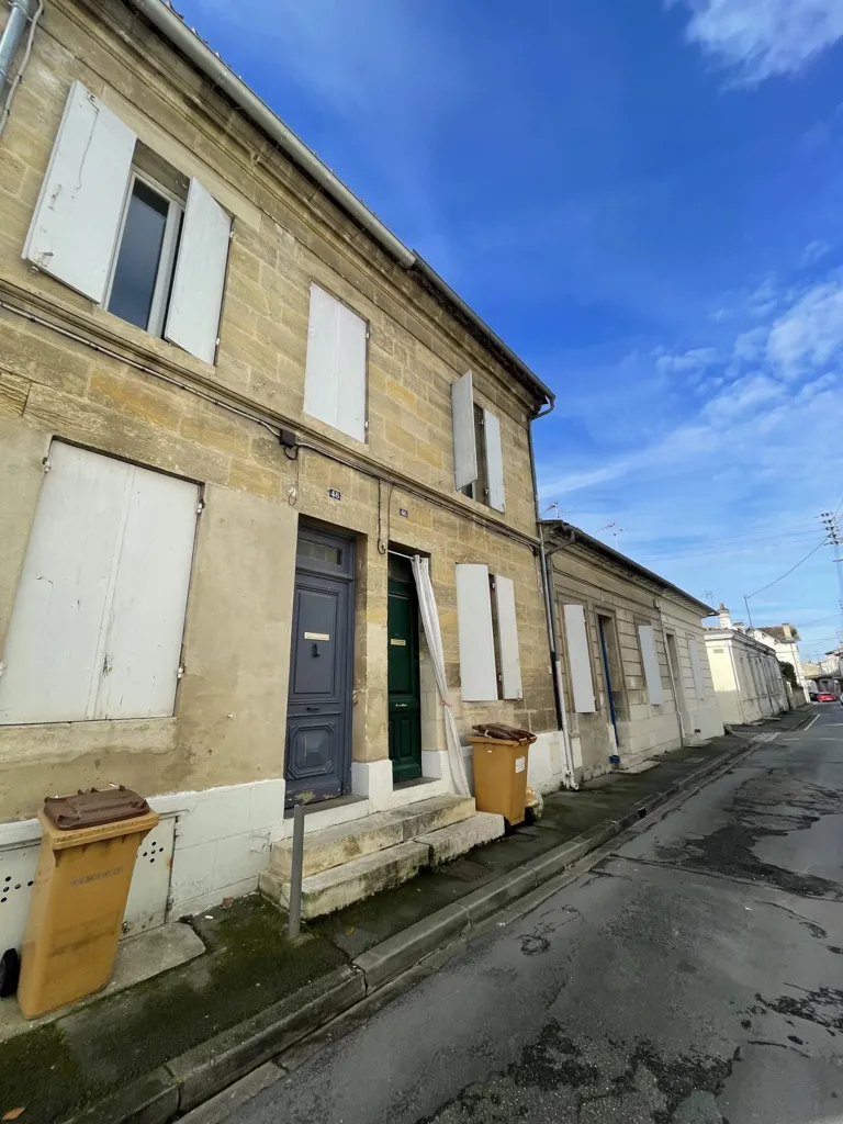Välivaade - Stone House with Private Courtyard in Libourne