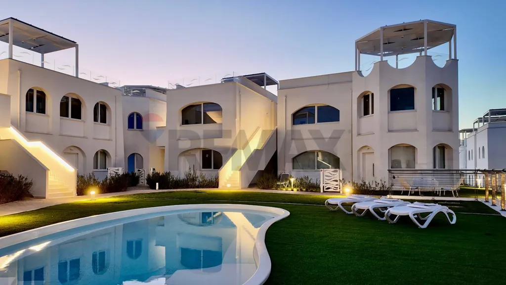 Piscine - Penthouse with Seafront Terrace in Numana