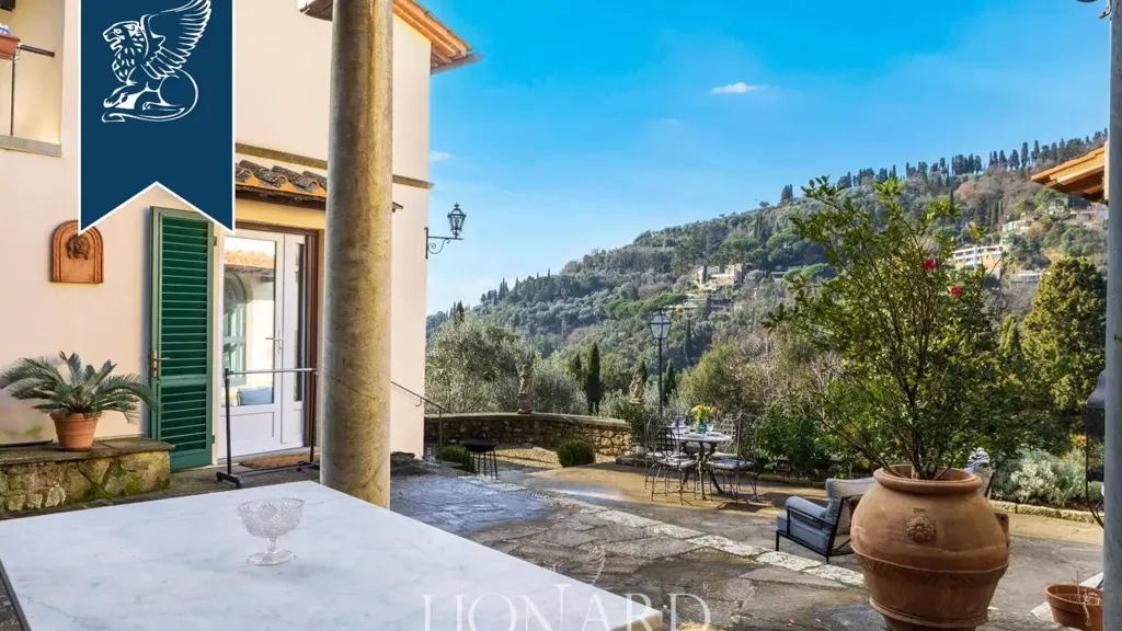 Terrass - Tuscan Villa with Olive Grove in Fiesole