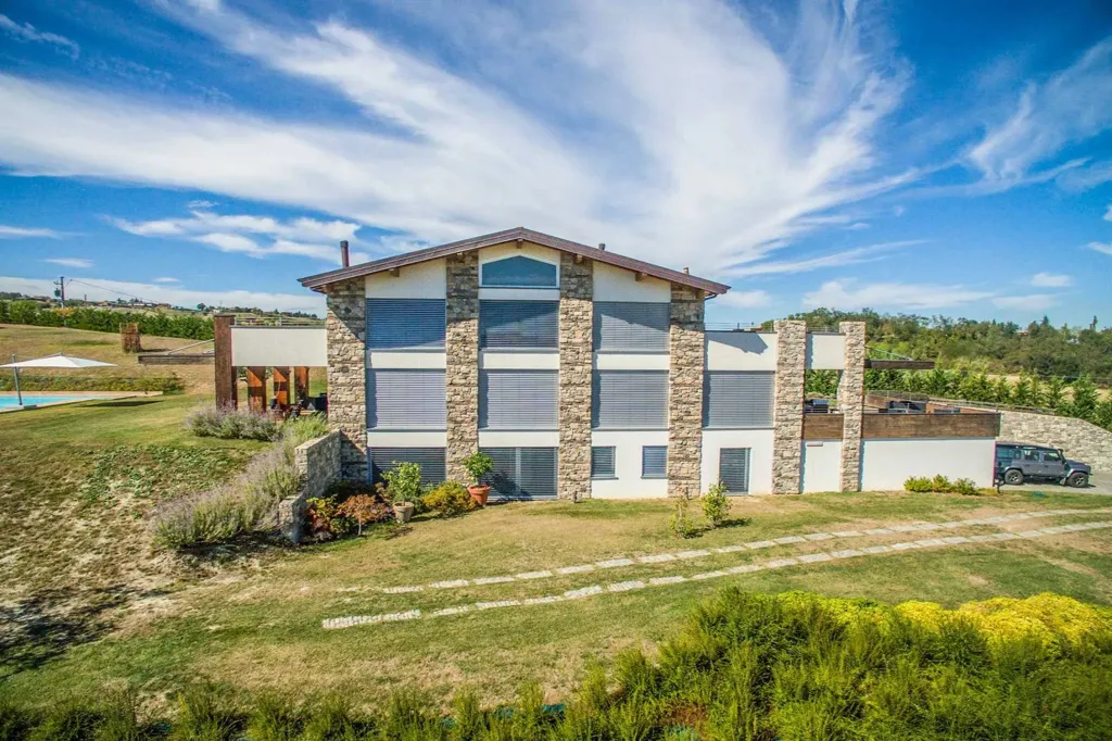 Vue aérienne - Modern Villa with Pool and Spa near Parma