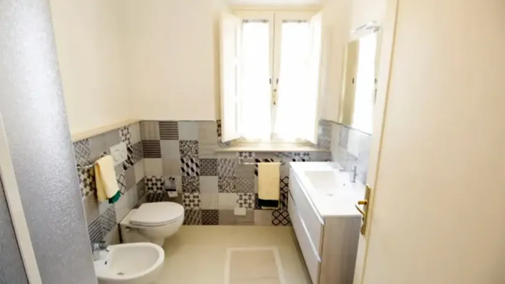 Vannitoad - Rear-Access Terraced House in Lucca