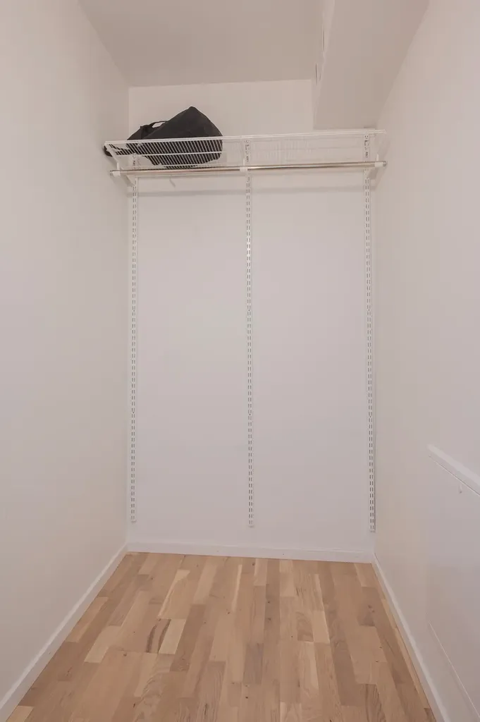 Pièces - Owner-Occupied Flat with Garden in Älvsjö