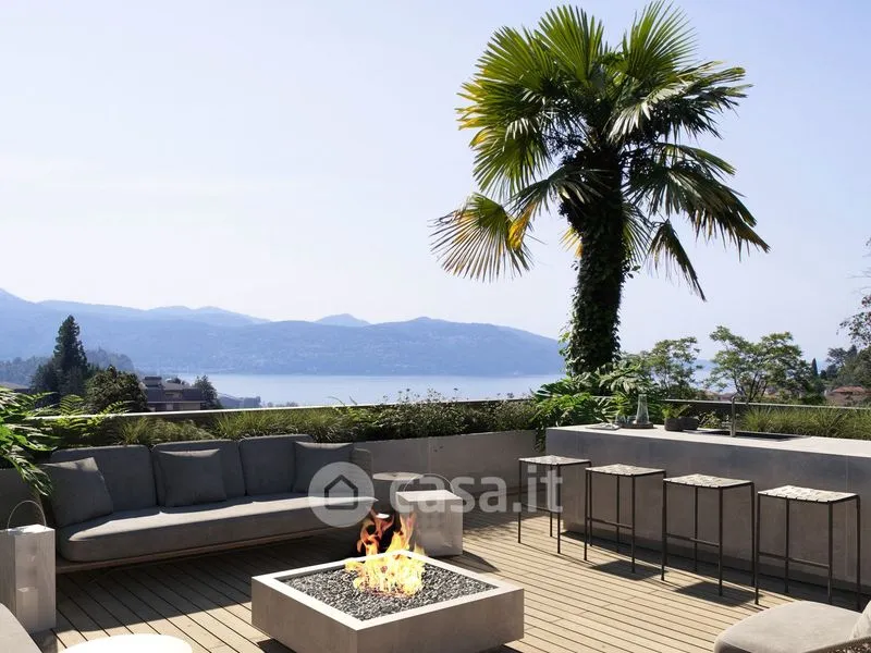 Terrace - Modern Villa with Lake View in Verbania