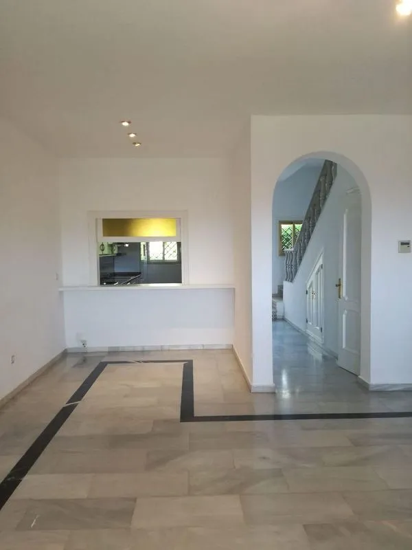 Elutuba - Terraced Chalet with Pool in Torrequebrada