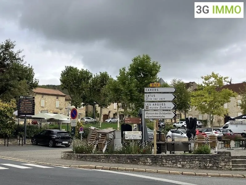Village House with Commercial Potential in Cazals
