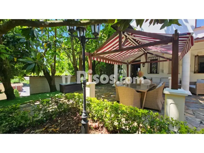 Terrace - Independent Villa with Private Pool in Gueñes