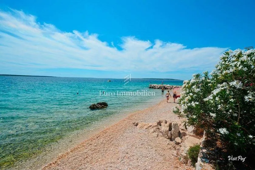 Apartment with Pool in Mandre, Kolan