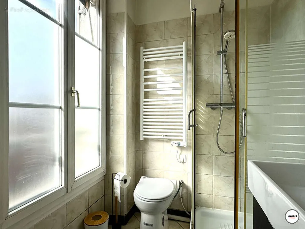 Salles de bain - Appartement avec rentabilité à Poissy centre-ville